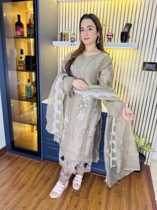 Pakistani Royal “Shirin” Suit