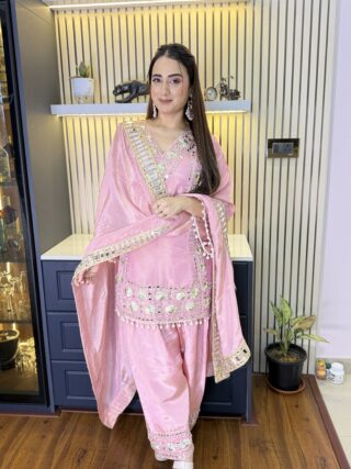 Semi farshi salwar suit ”Nawazi”