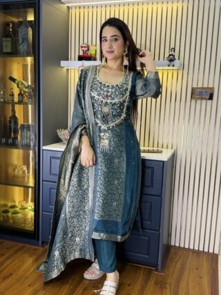 Jacquard “Sitara” set